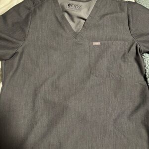 FIGS Women’s Scrub Top